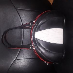 AlLALUNA - Made in Spain by Iconic Design House RARE ALL LEATHER Shoulder Bag